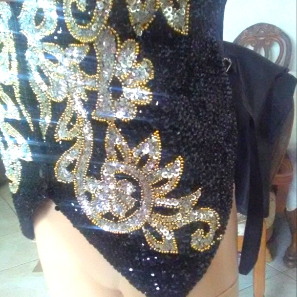 VINTAGE VEST BY BALI CHIC ONE SIZE? ADJ. BELT GOLD BLACK & SILVER BLING BLING !! - Picture 7 of 8